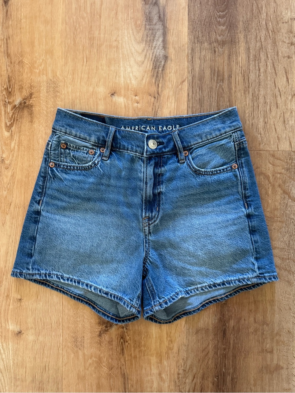 American Eagle Strigid Shorts